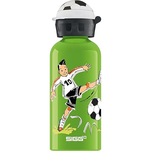 SIGG - Kids Water Bottle - Footballcamp - Leakproof - Lightweight - BPA Free - Aluminum - 13 Oz
